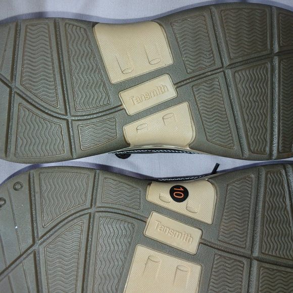 Tan Boat Shoes with Moccasin Stitching and Flat Sole NWOT - Picture 6 of 11